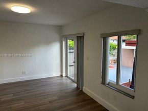 231 SW 51st Pl, Miami FL 33134