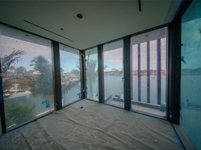 1400 W Lake Dr, Fort Lauderdale FL 33316