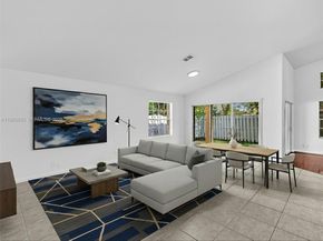 255 Somerset Way, Weston FL 33326