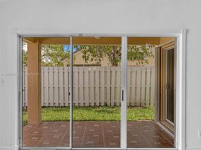 255 Somerset Way, Weston FL 33326