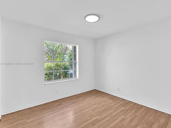 255 Somerset Way, Weston FL 33326