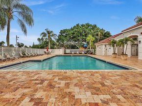 255 Somerset Way, Weston FL 33326