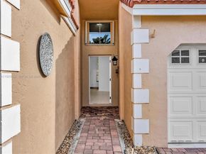 255 Somerset Way, Weston FL 33326