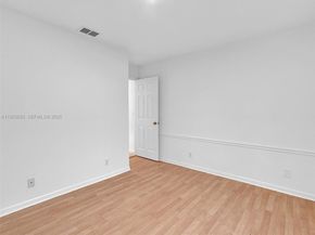 255 Somerset Way, Weston FL 33326