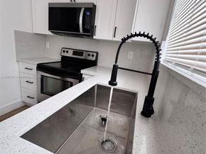 1467 NW 154th St, Miami Gardens FL 33054