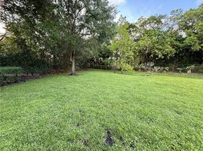 12743 N Winners Cir, Davie FL 33330