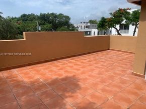2945 Coconut Ave, Miami FL 33133