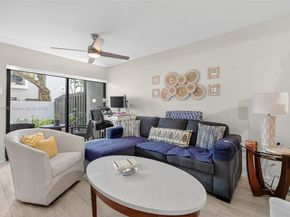 10425 SW 154th Ct 6, Miami FL 33196