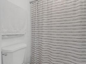 10425 SW 154th Ct 6, Miami FL 33196