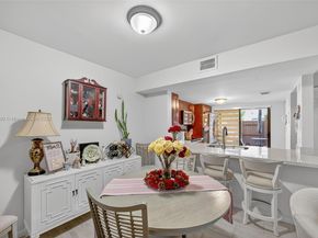 10425 SW 154th Ct 6, Miami FL 33196