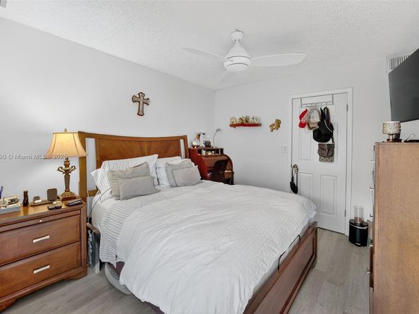 10425 SW 154th Ct 6, Miami FL 33196