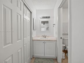 10425 SW 154th Ct 6, Miami FL 33196