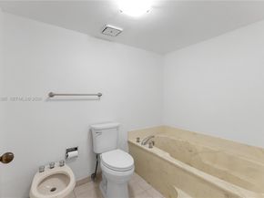 520 W Brickell Key Dr A619, Miami FL 33131