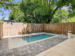 2784 SW 34th Ave, Miami FL 33133