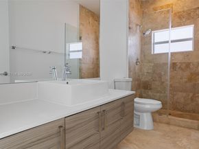 2784 SW 34th Ave, Miami FL 33133