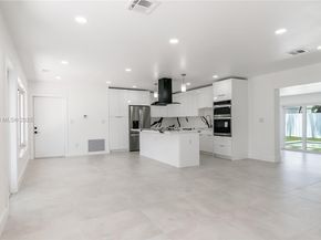 1611 NE 40th Pl, Oakland Park FL 33334