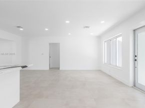 1611 NE 40th Pl, Oakland Park FL 33334