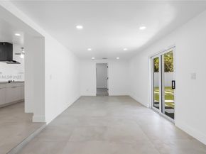 1611 NE 40th Pl, Oakland Park FL 33334