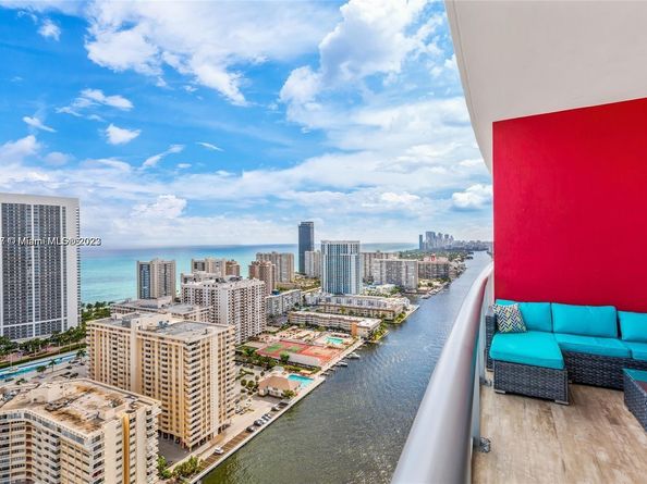 2600 E Hallandale Beach Blvd T3302, Hallandale Beach FL 33009