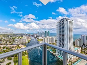 2600 E Hallandale Beach Blvd