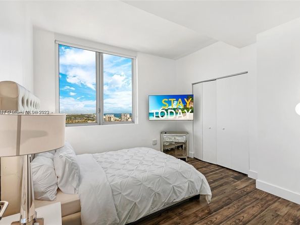 2600 E Hallandale Beach Blvd T3302, Hallandale Beach FL 33009