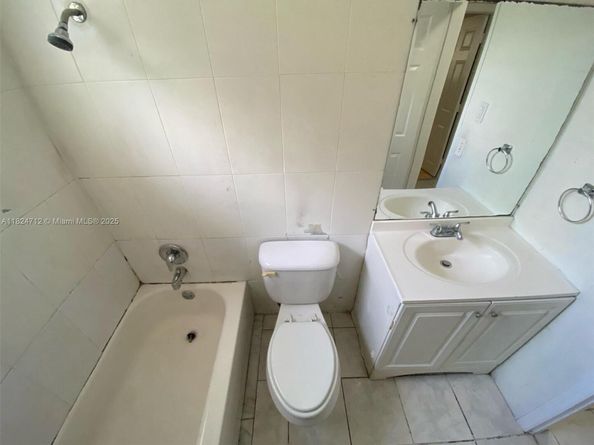 2410 NW 170th Ter, Miami Gardens FL 33056