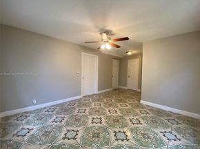 2410 NW 170th Ter, Miami Gardens FL 33056
