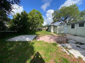 2410 NW 170th Ter, Miami Gardens FL 33056