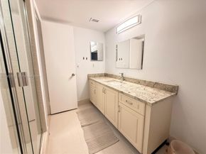 2206 S Cypress Bend Dr 508, Pompano Beach FL 33069