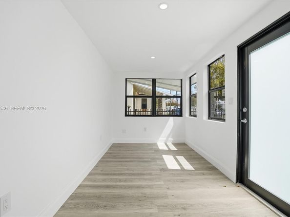 4237 SW 7th St, Miami FL 33134