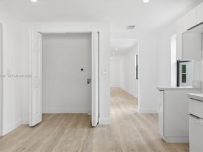 4237 SW 7th St, Miami FL 33134