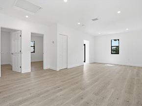 4237 SW 7th St, Miami FL 33134