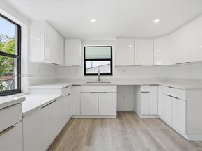 4237 SW 7th St, Miami FL 33134