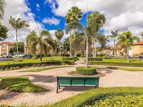 3330 NE 13th Cir Dr 11122, Homestead FL 33033