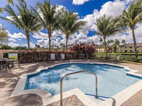 3330 NE 13th Cir Dr 11122, Homestead FL 33033