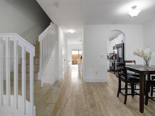 3330 NE 13th Cir Dr 11122, Homestead FL 33033