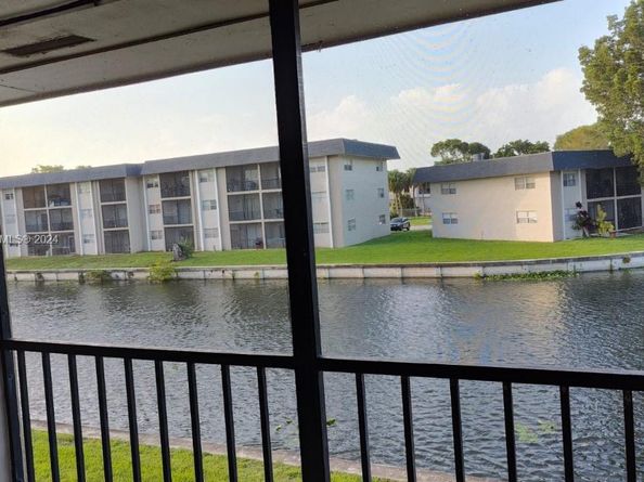 7925 S Colony Cir S 210, Tamarac FL 33321