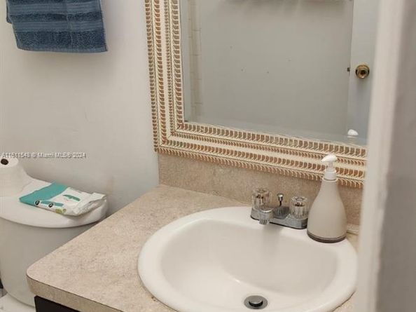 7925 S Colony Cir S 210, Tamarac FL 33321