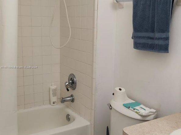 7925 S Colony Cir S 210, Tamarac FL 33321