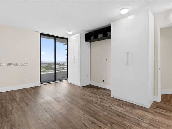 3300 NE 192nd St LP06, Aventura FL 33180