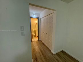 7310 NW 1st St 105, Margate FL 33063