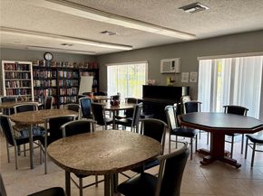 7310 NW 1st St 105, Margate FL 33063