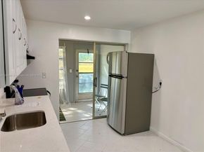 7310 NW 1st St 105, Margate FL 33063