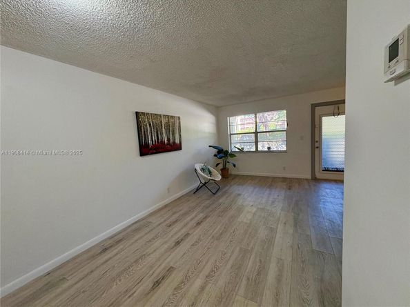 7310 NW 1st St 105, Margate FL 33063