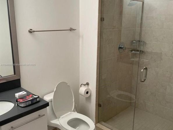 90 SW 3rd St 3504, Miami FL 33130