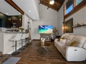10101 Woodbury Ct, Pembroke Pines FL 33026