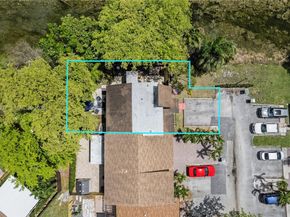 10101 Woodbury Ct, Pembroke Pines FL 33026
