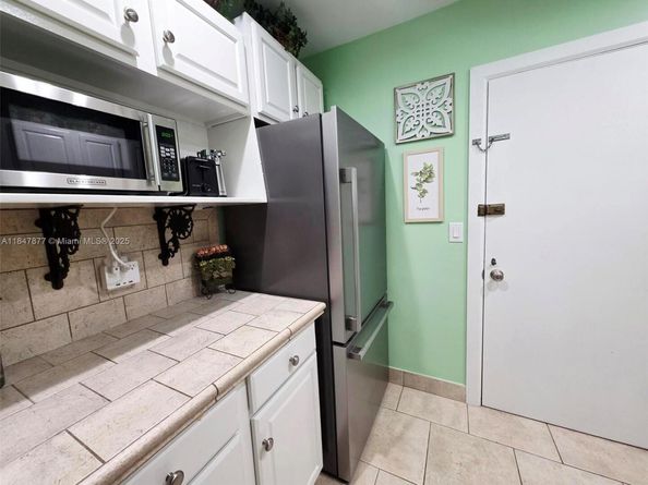 6260 NE 18th Ave 823, Fort Lauderdale FL 33334