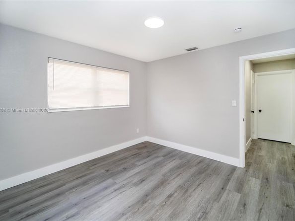 6990 SW 28th St, Miramar FL 33023