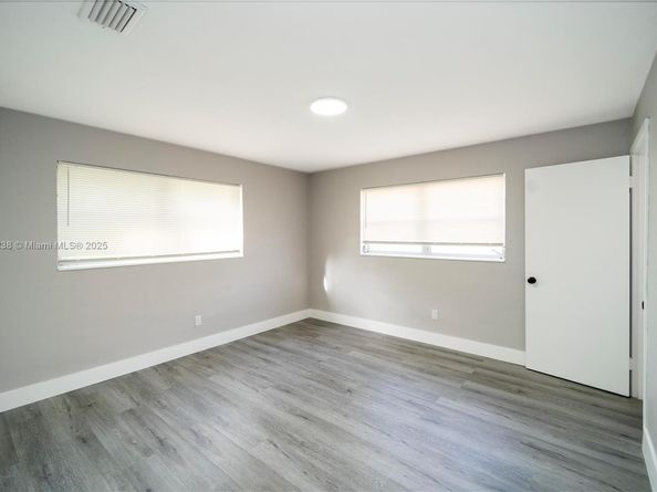 6990 SW 28th St, Miramar FL 33023